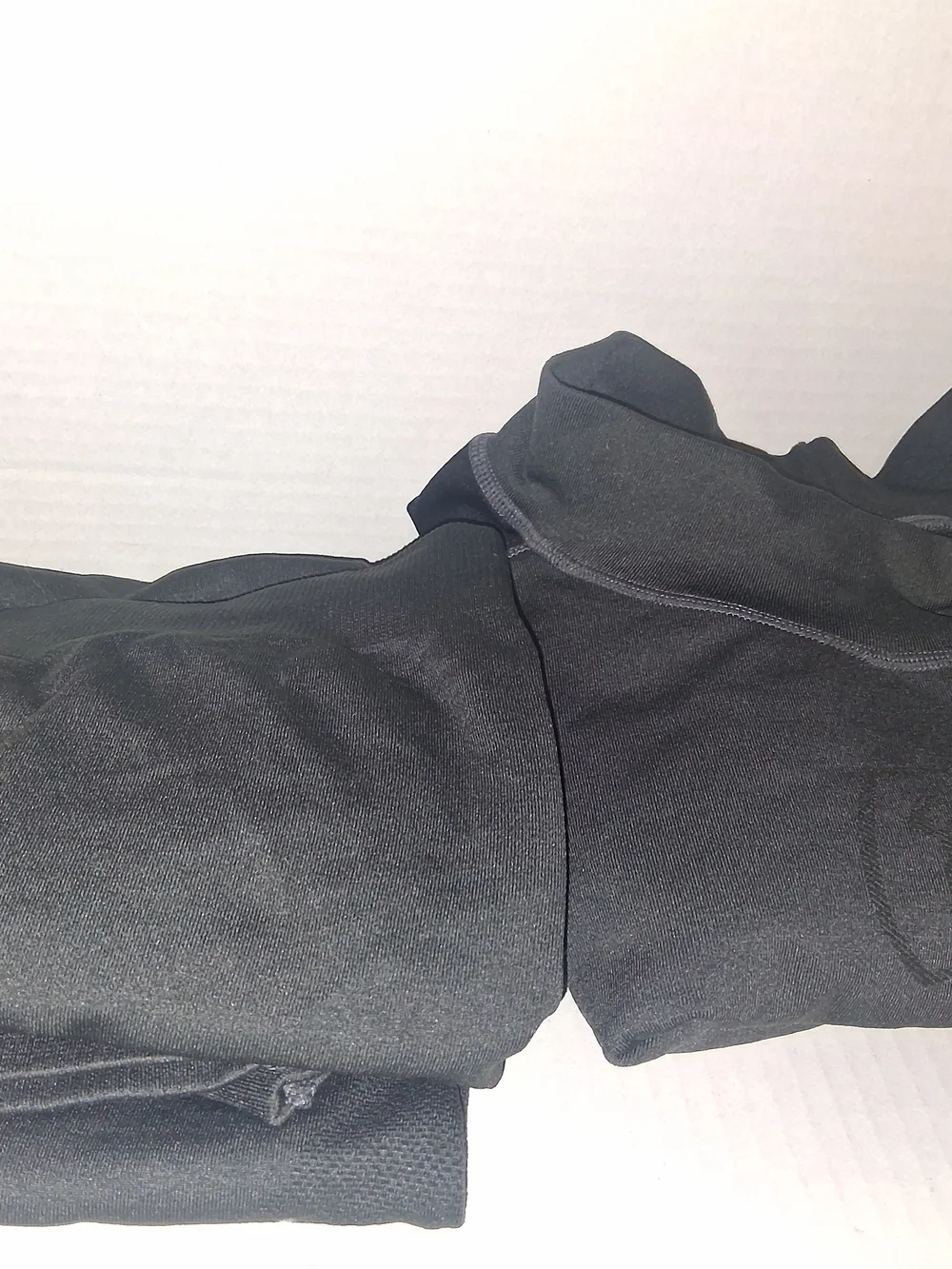 Scent Blocker Long Underwear,  Two-Tone Long Sleeve Top With Matching Pants XL